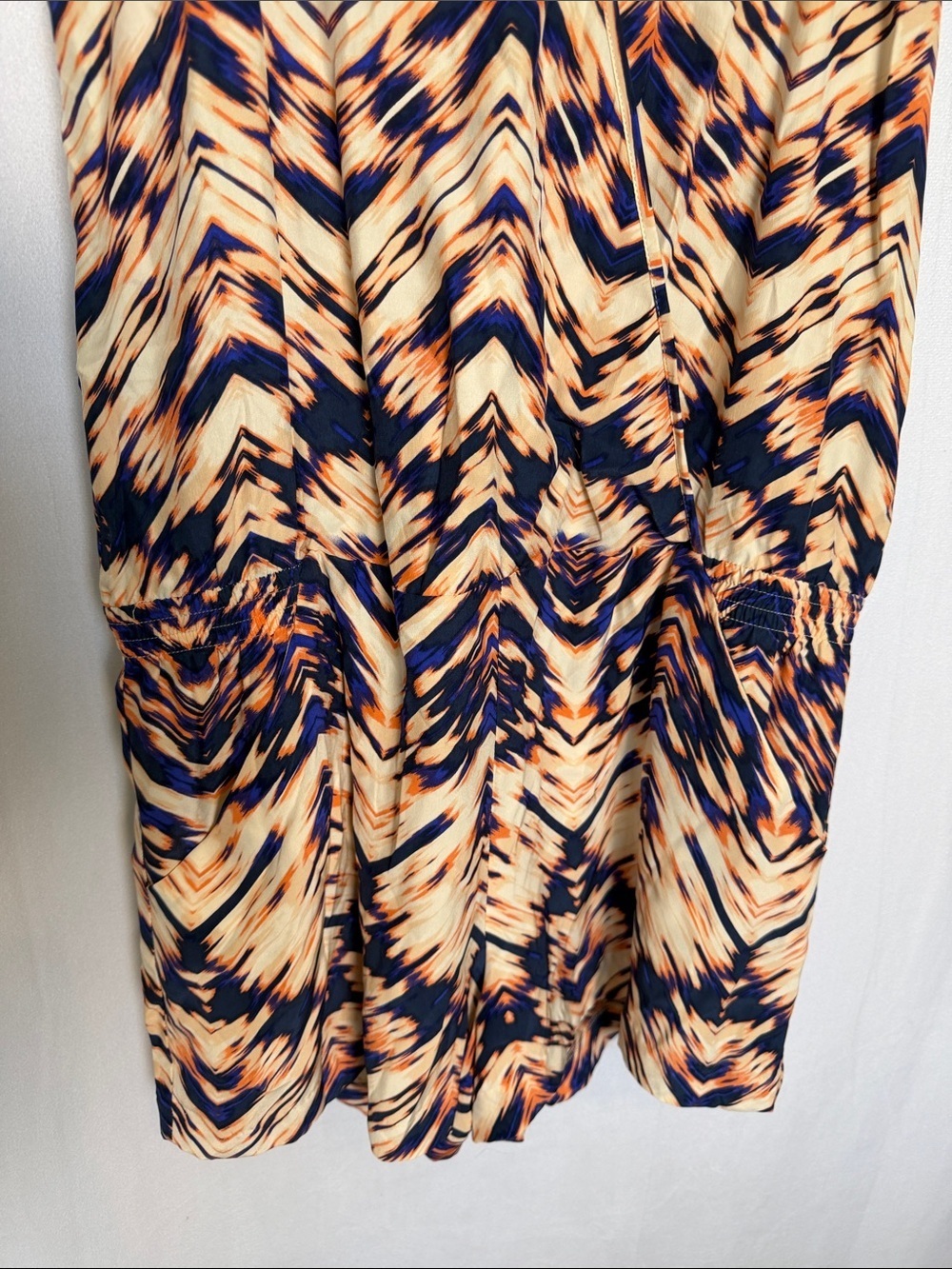 NEW Parker 100% Silk Multi-Colored Printed Romper Size L Navy & Cream Pockets - Picture 4 of 12